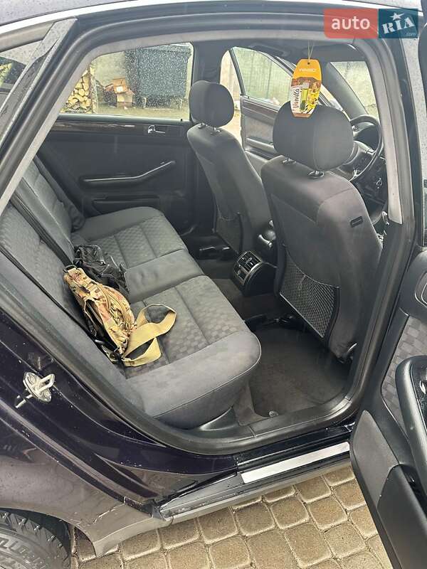 Седан Audi A6 2000 в Чорткові