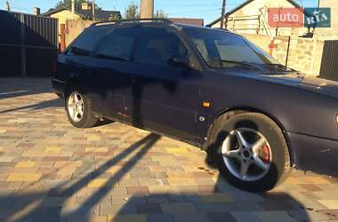 Универсал Audi A6 1995 в 