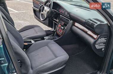 Универсал Audi A6 1995 в 