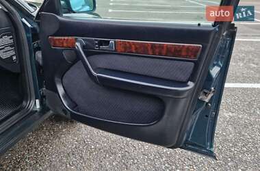 Универсал Audi A6 1995 в 