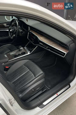 Седан Audi A6 2020 в 