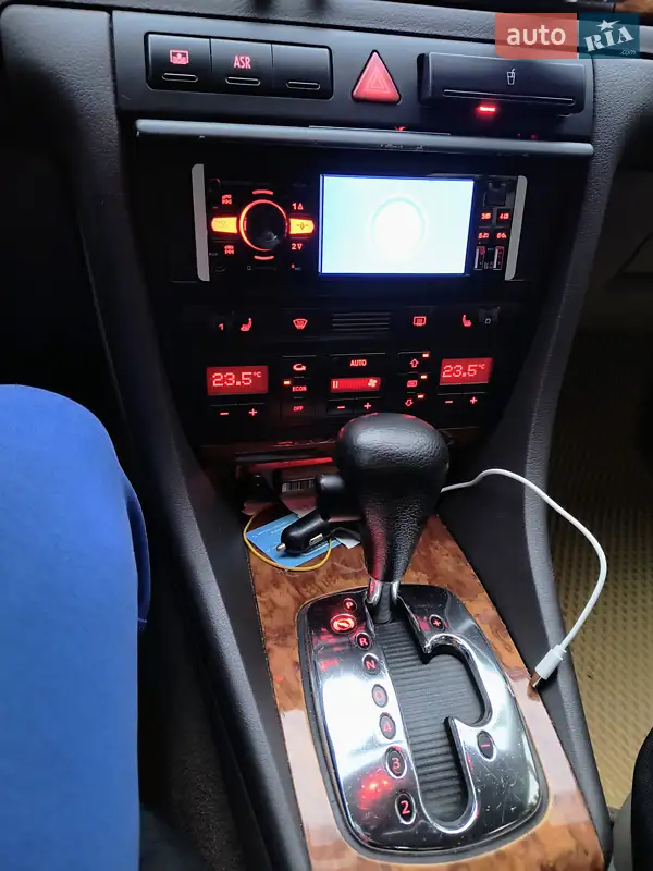 Audi A6 1997 VIN WAUZZZ4BZWN042075 фото оголошення 9 з 50