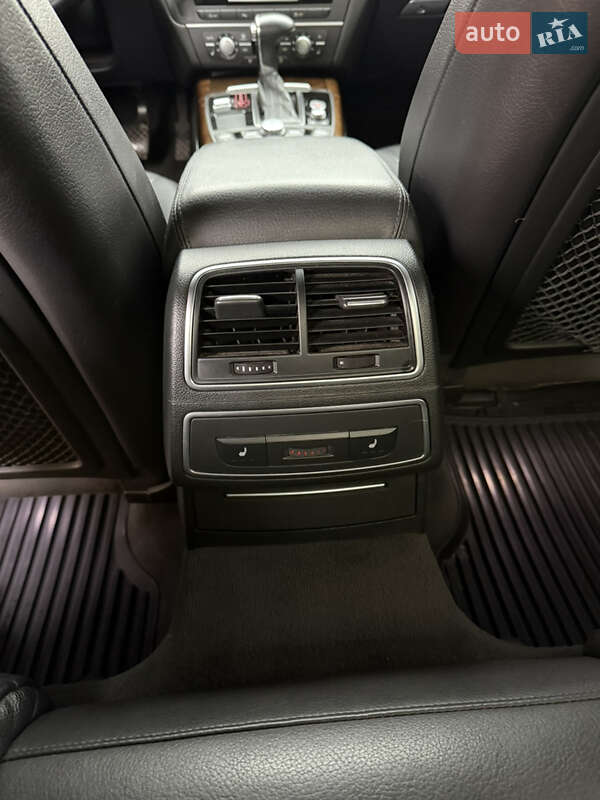 Седан Audi A6 2013 в Горохове