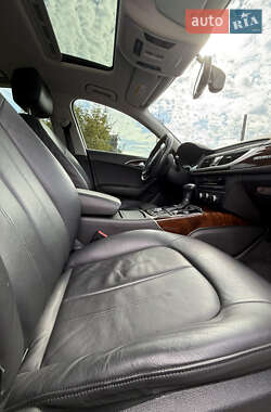 Седан Audi A6 2013 в 