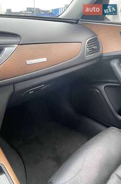Седан Audi A6 2015 в 
