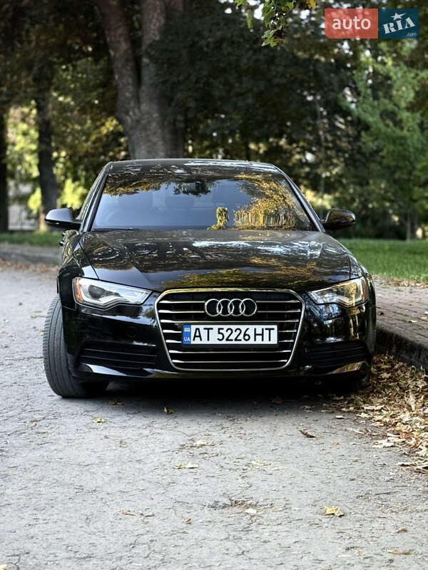 Седан Audi A6 2013 в 