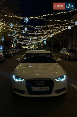 Седан Audi A6 2012 в 
