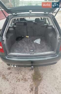 Універсал Audi A6 2001 в 