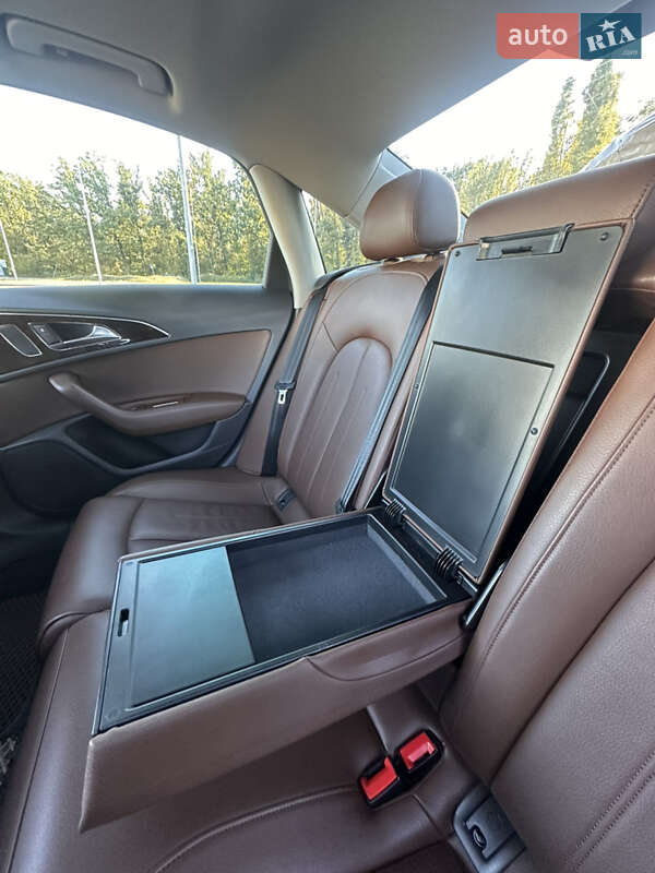 Седан Audi A6 2017 в Киеве