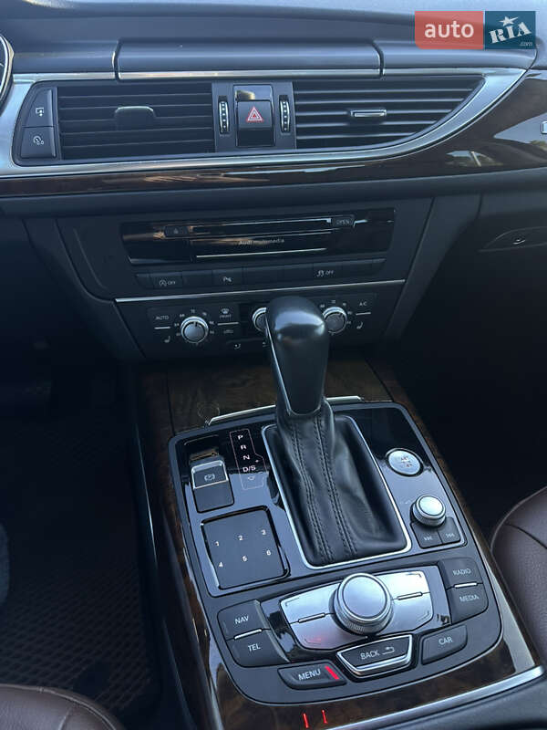 Седан Audi A6 2017 в Киеве