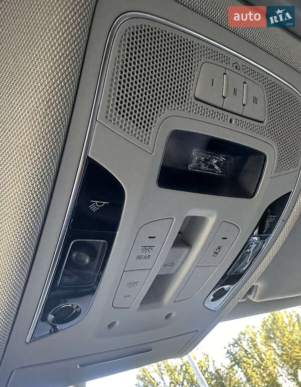 Седан Audi A6 2017 в Киеве