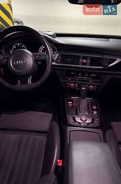 Седан Audi A6 2015 в 