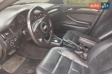 Седан Audi A6 2001 в 