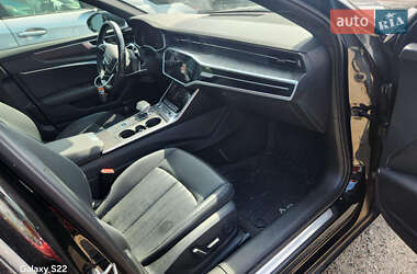 Седан Audi A6 2020 в 