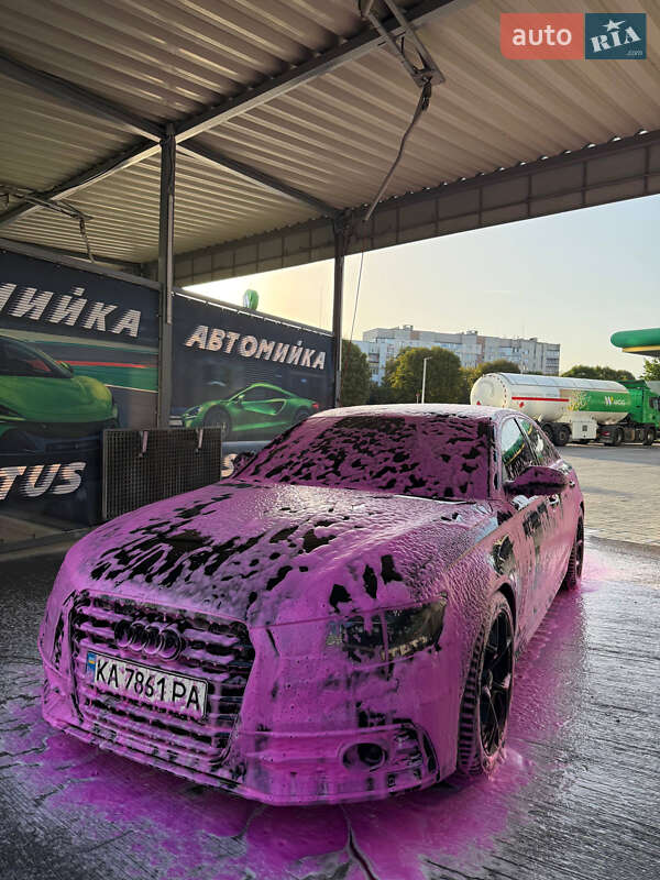 Седан Audi A6 2013 в Луцке