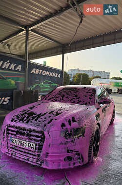 Седан Audi A6 2013 в 