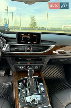 Седан Audi A6 2015 в 