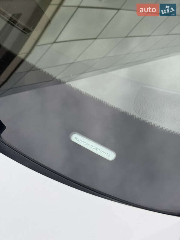 Седан Audi A6 2017 в Киеве