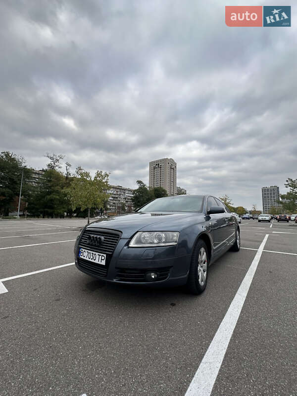 Седан Audi A6 2004 в 