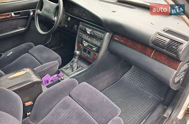 Седан Audi A6 1995 в 