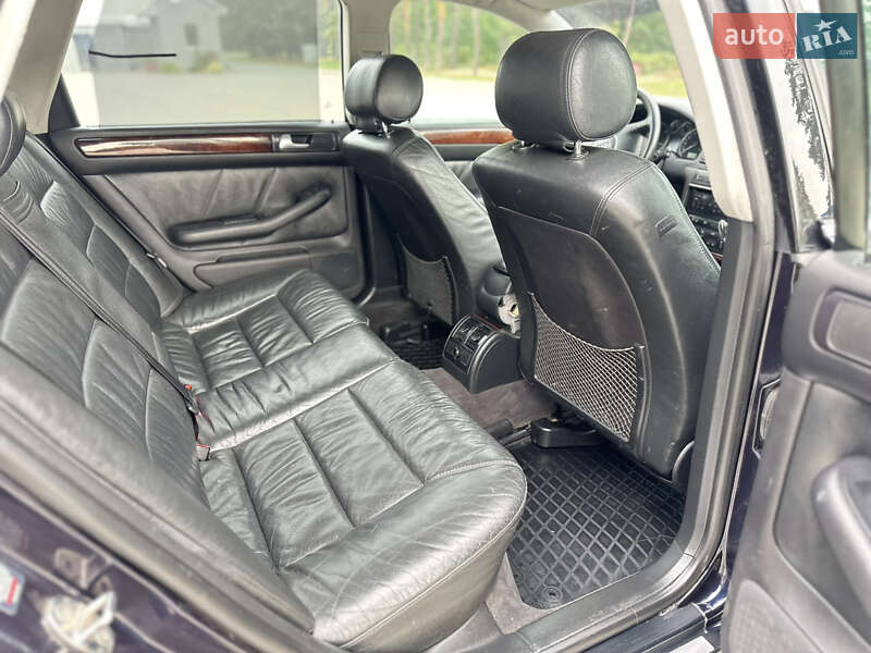 Универсал Audi A6 2003 в Костополе
