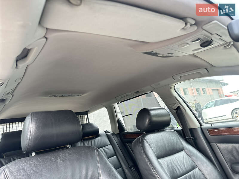 Универсал Audi A6 2003 в Костополе
