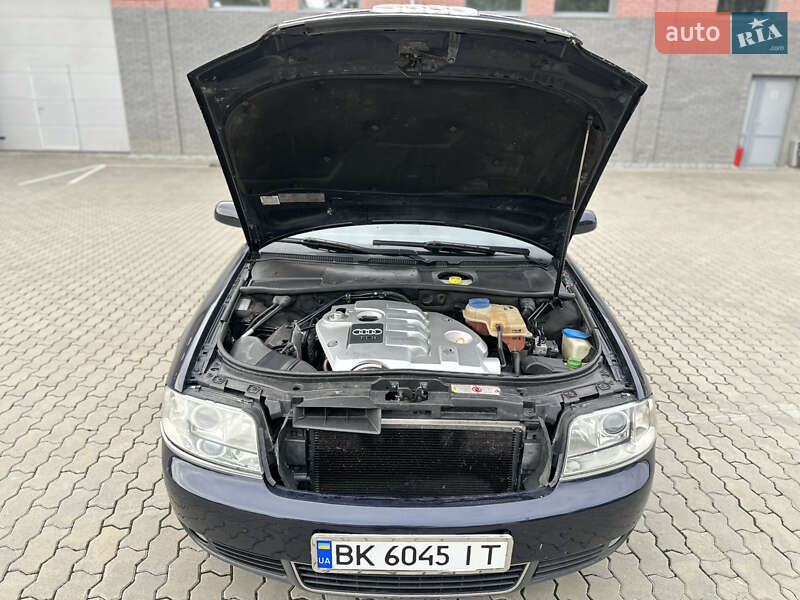 Универсал Audi A6 2003 в Костополе