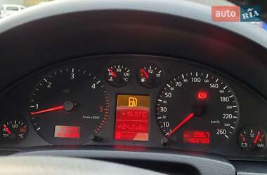 Универсал Audi A6 2001 в 