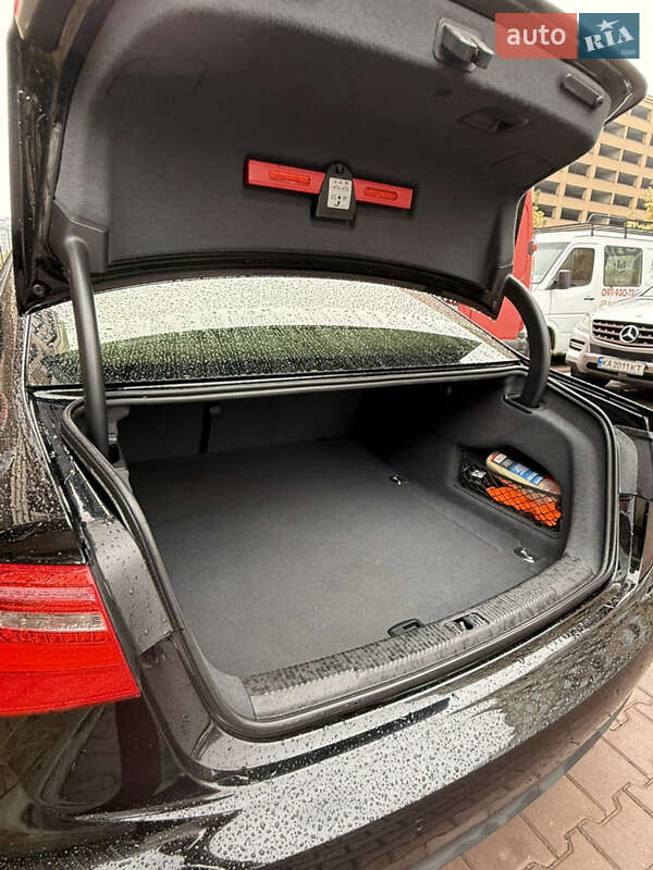 Седан Audi A6 2012 в Киеве