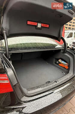 Седан Audi A6 2012 в 