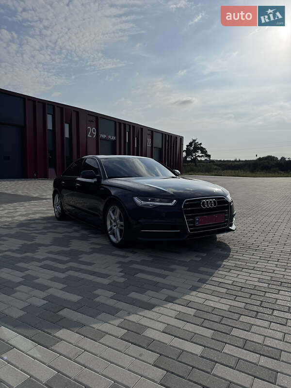 Седан Audi A6 2016 в 