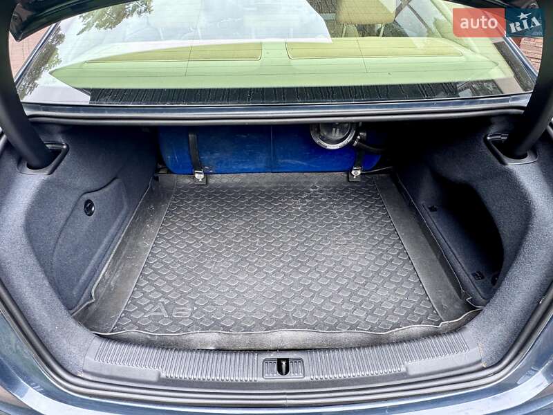 Седан Audi A6 2011 в Киеве