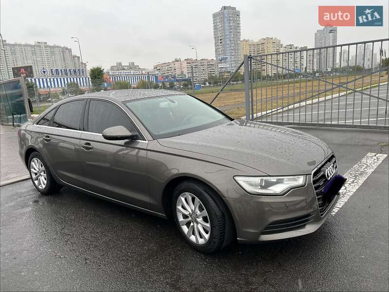Седан Audi A6 2014 в Києві