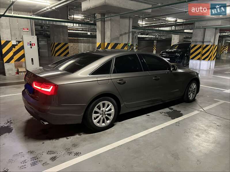 Седан Audi A6 2014 в Києві