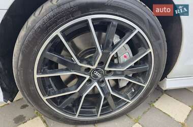 Седан Audi A6 2016 в 