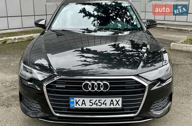 Седан Audi A6 2021 в 