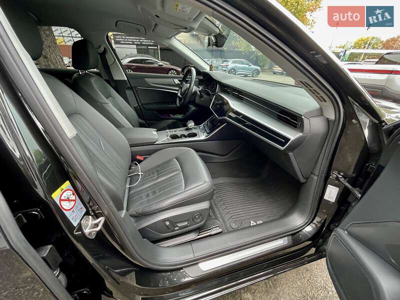 Седан Audi A6 2021 в Киеве