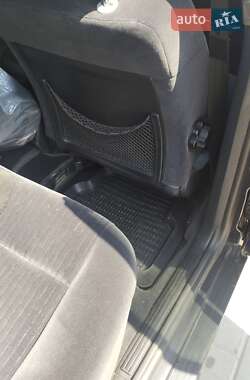 Седан Audi A6 1995 в  фото 34 Седан Audi A6 1995 в