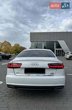 Седан Audi A6 2016 в 