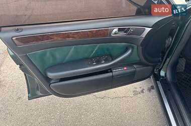 Седан Audi A6 2001 в 