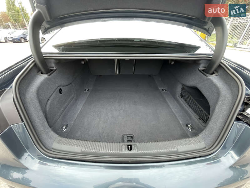 Седан Audi A6 2012 в Кременчуге