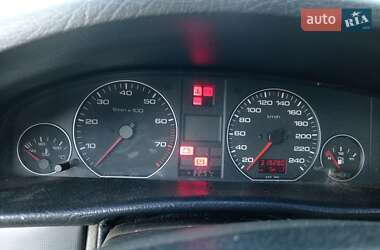Седан Audi A6 1996 в 