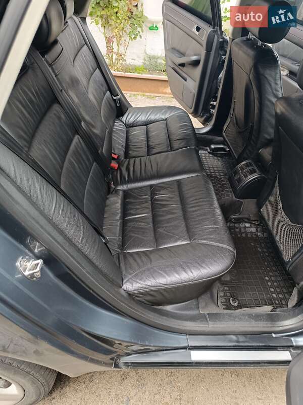 Универсал Audi A6 2004 в Коростене