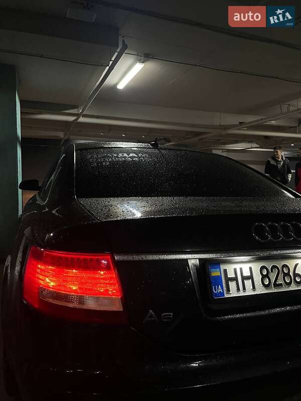 Седан Audi A6 2004 в Одессе