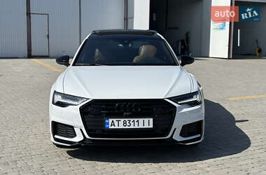 Седан Audi A6 2022 в 