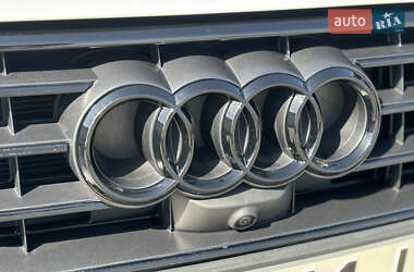 Седан Audi A6 2022 в 