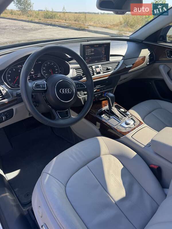 Седан Audi A6 2016 в Сумах