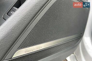 Седан Audi A6 2019 в 
