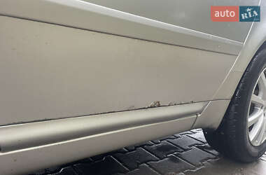 Седан Audi A6 2002 в 