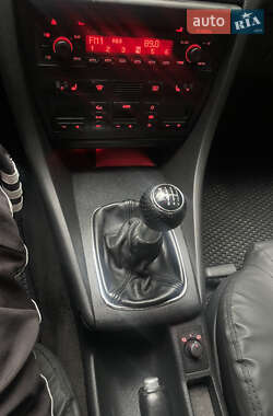 Седан Audi A6 2002 в 